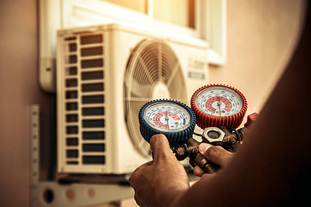 Professional Hvac technician working in Bowmansville, PA